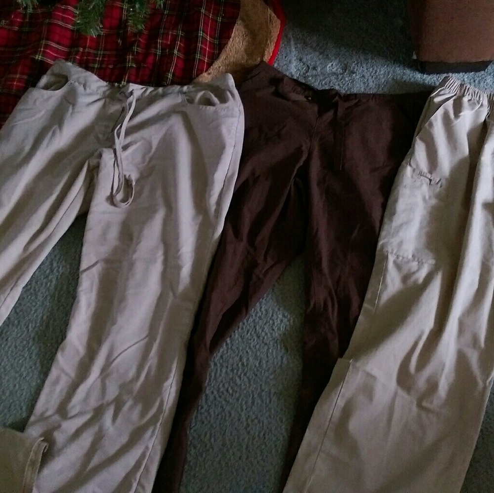 Scrub pants bundle!! BLACK FRIDAY REDUCED!!!!